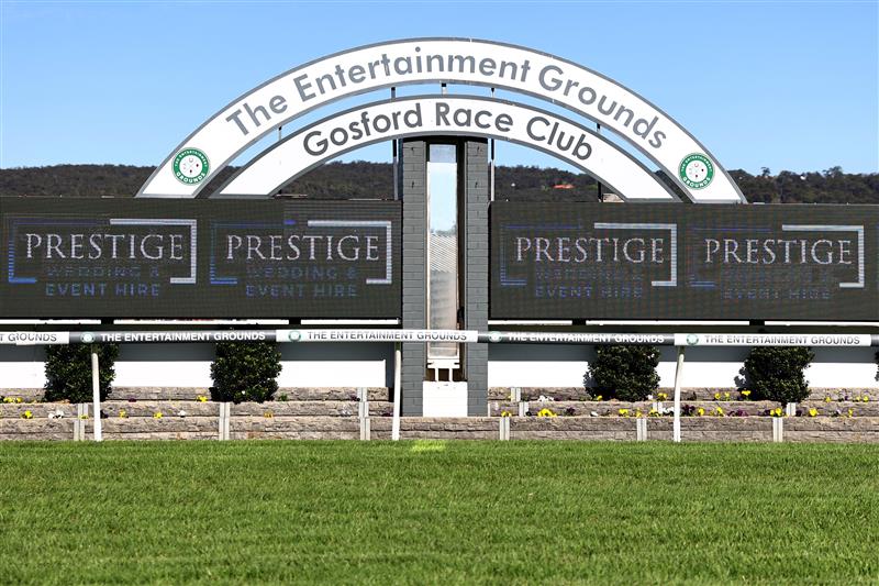 GOSFORD, AUSTRALIA - MAY 06: A general view is seen prior to the "Gosford Gold Cup" - Sydney Racing at Gosford Racecourse on May 06, 2023 in Gosford, Australia. (Photo by Jeremy Ng/Getty Images)