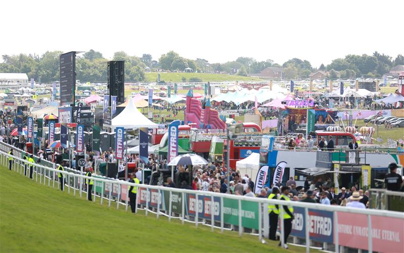 Racing Photos Epsom Derby Day at Epsom [Pictures and Results]