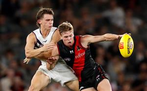 Fremantle Dockers vs Essendon Bombers Tips - Dons to make it five wins on the bounce?