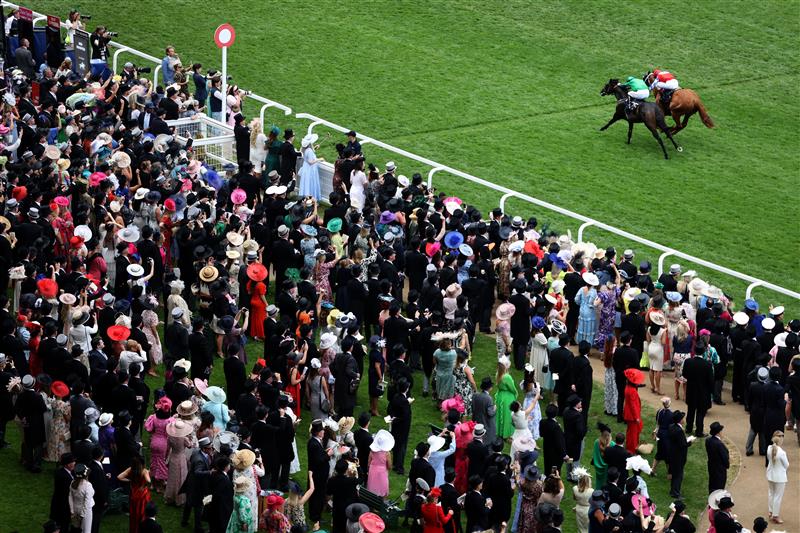 ASCOT, ENGLAND - JUNE 21: John Velazquez riding Crimson Advocate (red) win The Queen Mary Stakes during day two of Royal Ascot 2023 at Ascot Racecourse on June 21, 2023 in Ascot, England. (Photo by Alex Pantling/Getty Images)
