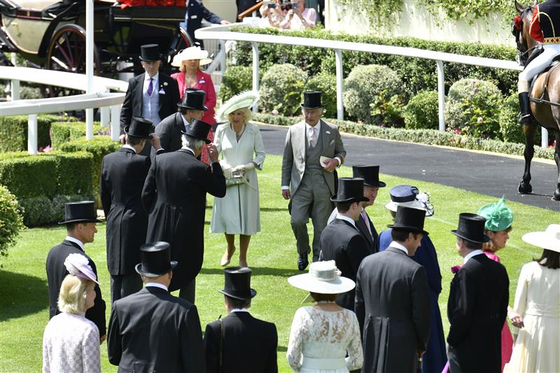 ASCOT, ENGLAND - JUNE 22: King Charles III and Queen Camilla attend day three of Royal Ascot 2023 at Ascot Racecourse on June 22, 2023 in Ascot, England. (Photo by Kirstin Sinclair/Getty Images for Royal Ascot)