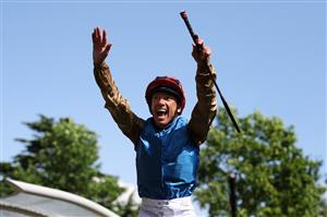 ASCOT, ENGLAND - JUNE 22: Frankie Dettori riding Courage Mon Ami celebrates winning The Gold Cup during day three of Royal Ascot 2023 at Ascot Racecourse on June 22, 2023 in Ascot, England. (Photo by Alex Pantling/Getty Images)
