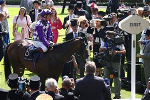 Jockey Oisin Murphy and Shaquille return to the winner