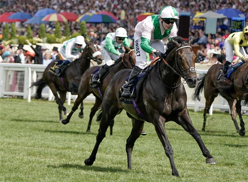 ASCOT, ENGLAND - JUNE 24: Jamie Spencer riding Khaadem win The Queen Elizabeth II Jubilee Stakes on day five during Royal Ascot 2023 at Ascot Racecourse on June 24, 2023 in Ascot, England. (Photo by Alan Crowhurst/Getty Images for Ascot Racecourse)