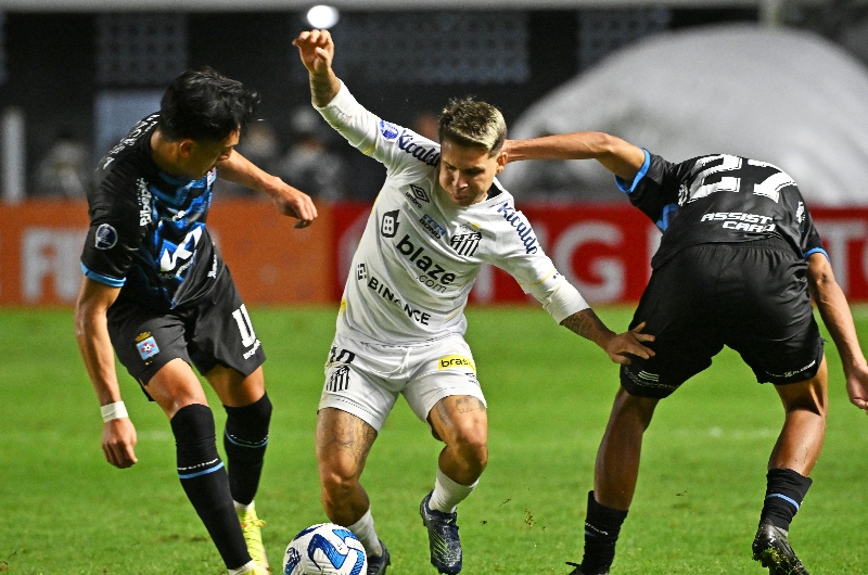 Santos vs Goias Predictions & Tips Home win backed in Brazil