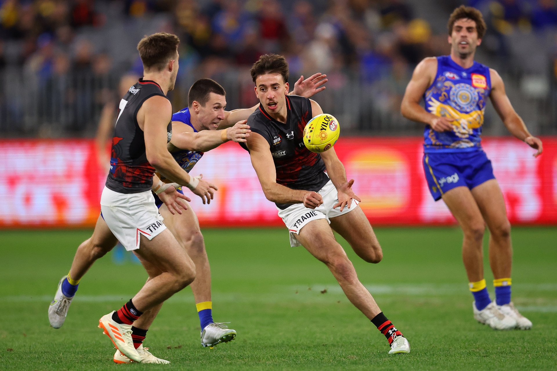 Essendon Bombers vs West Coast Eagles Tips & Preview - Bombers to ...