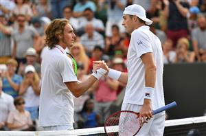 Stefanos Tsitsipas John Isner hands