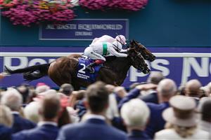 YORK, ENGLAND - AUGUST 24: James Doyle riding Warm Heart (R, pink) win The Pertemps Network Yorkshire Oaks from Frankie Dettori and Free Wind (white/green) at York Racecourse on August 24, 2023 in York, England. (Photo by Alan Crowhurst/Getty Images)