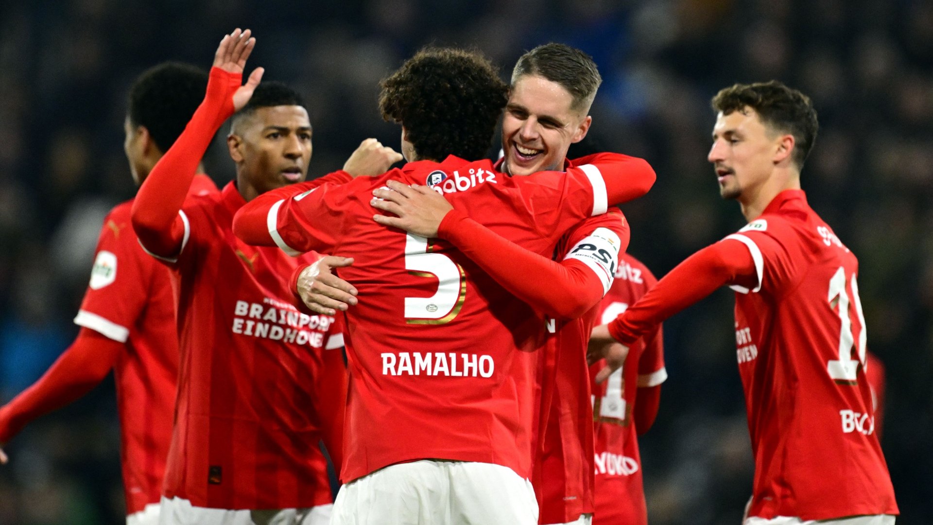 PSV vs Lens Predictions & Tips – PSV to earn their first victory in the ...