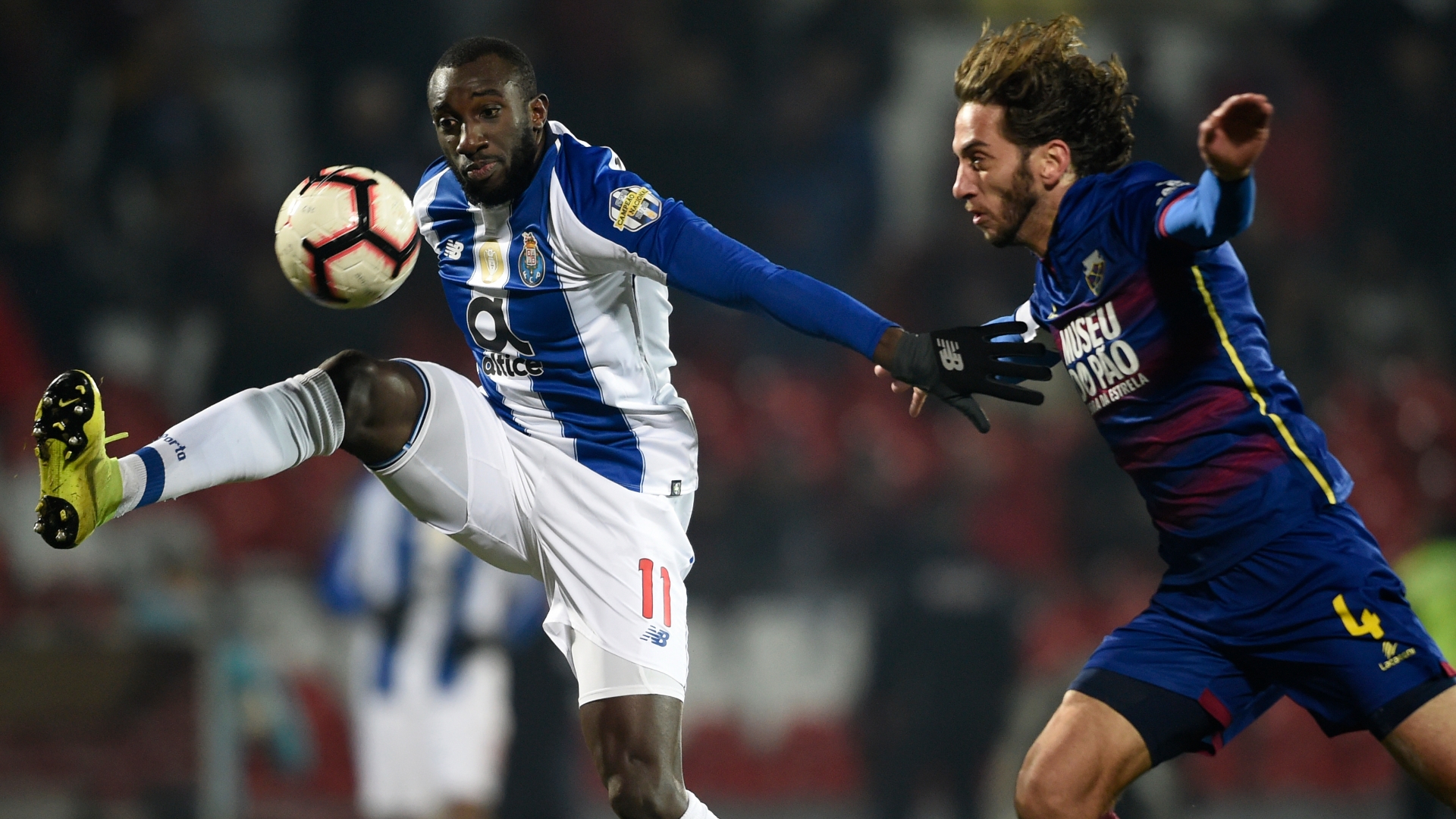 Porto vs Chaves Predictions & Tips - Handicap in Play in Portugal 
