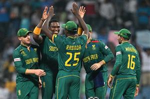 Proteas celebrate a wicket.