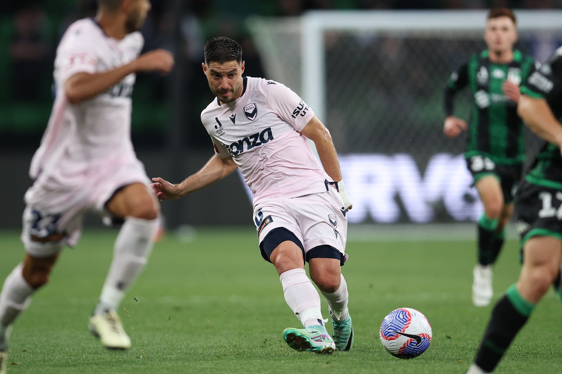 Melbourne Victory vs Perth Glory Tips - Victory to squeeze past Perth Glory 