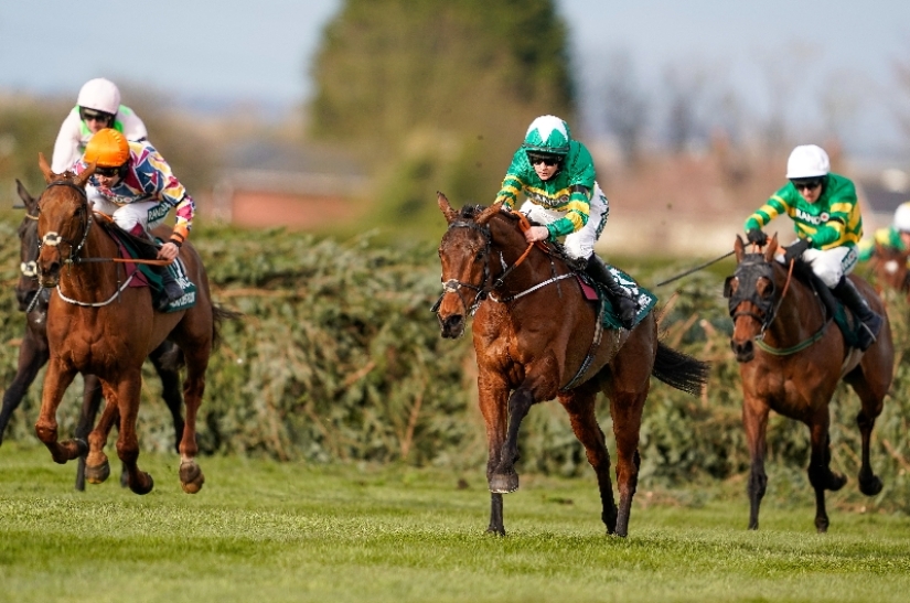Aintree Races 2025 Dates Dina Myrtia