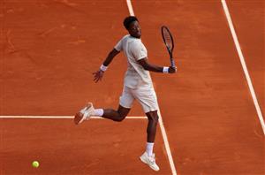 Gael Monfils shot