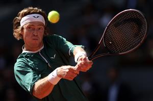 Felix Auger Aliassime vs Andrey Rublev Live Stream & Tips - Rublev to claim Madrid title