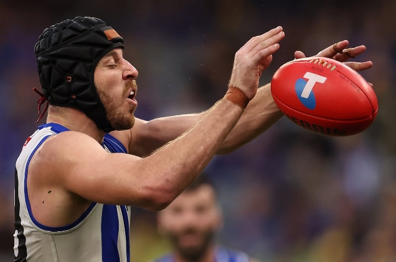 North Melbourne vs Collingwood Tips Kangas effort keeps the margin close