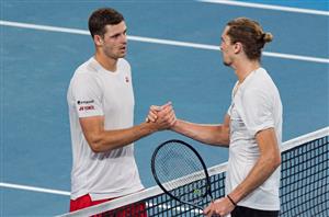 Alexander Zverev Hubert Hurkacz hands