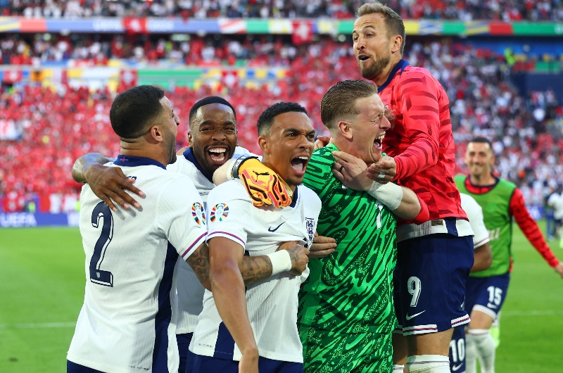Anglia büntetőkkel verte a svájciakat England Beat Swiss on Penalties