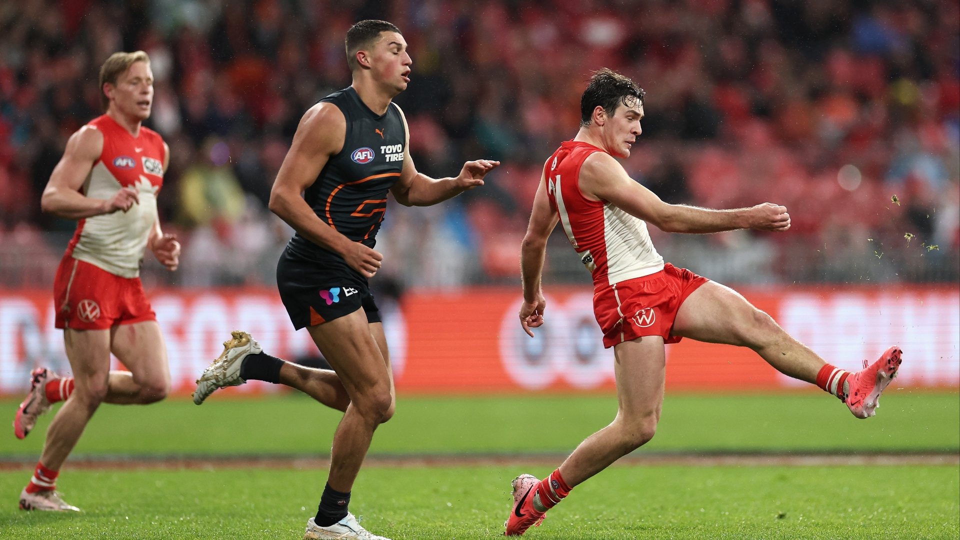 Sydney Swans vs GWS Giants Tips & Predictions Swans to win in tight derby in AFL Qualifying Final