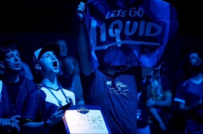 Team Liquid fans
