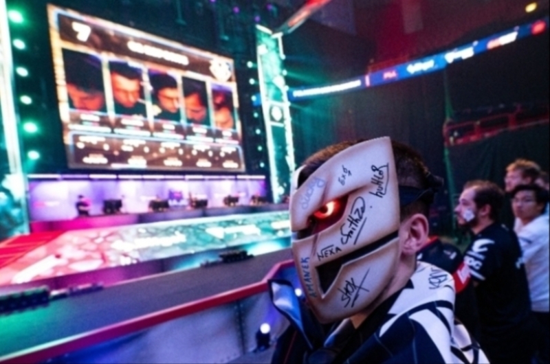G2 Esports supporters