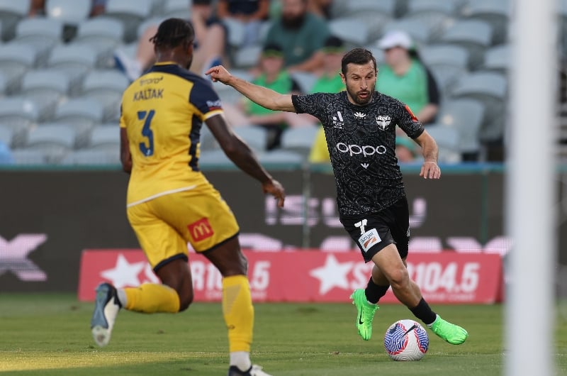 Central Coast Mariners vs Wellington Phoenix Tips, Prediction & Live