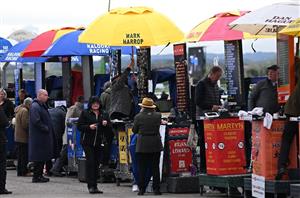 Grand National 2025 Specials - Extra Places, Bet Builders and Money-Back Offers
