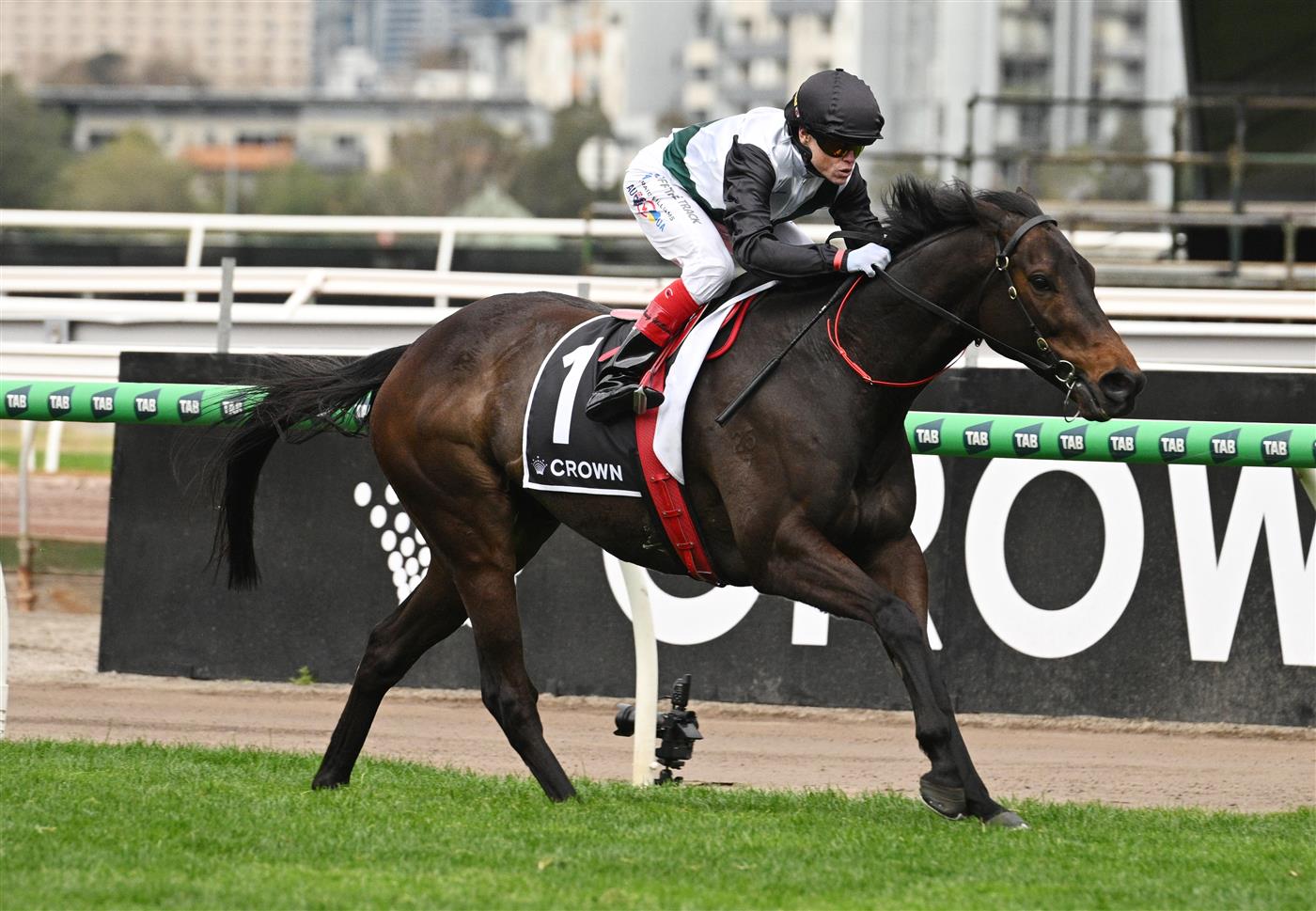 MELBOURNE, AUSTRALIA - SEPTEMBER 13: Craig Williams riding Mr Brightside winning Race 8, the Crown Makybe Diva Stakes during Melbourne Racing at Flemington Racecourse on September 13, 2025 in Melbourne, Australia. (Photo by Vince Caligiuri/Getty Images)