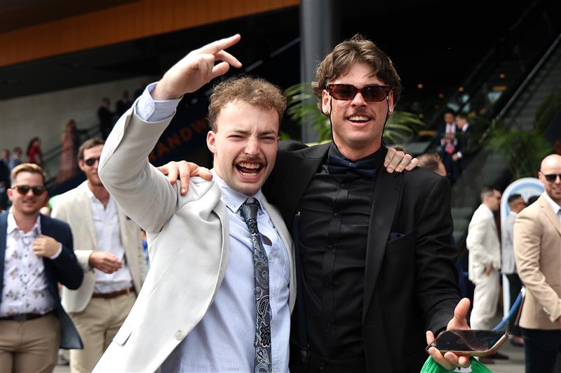 SYDNEY, AUSTRALIA - OCTOBER 18: Fans arrive prior to "The Everest Day" during Sydney Racing at Royal Randwick Racecourse on October 18, 2025 in Sydney, Australia. (Photo by Jeremy Ng/Getty Images)