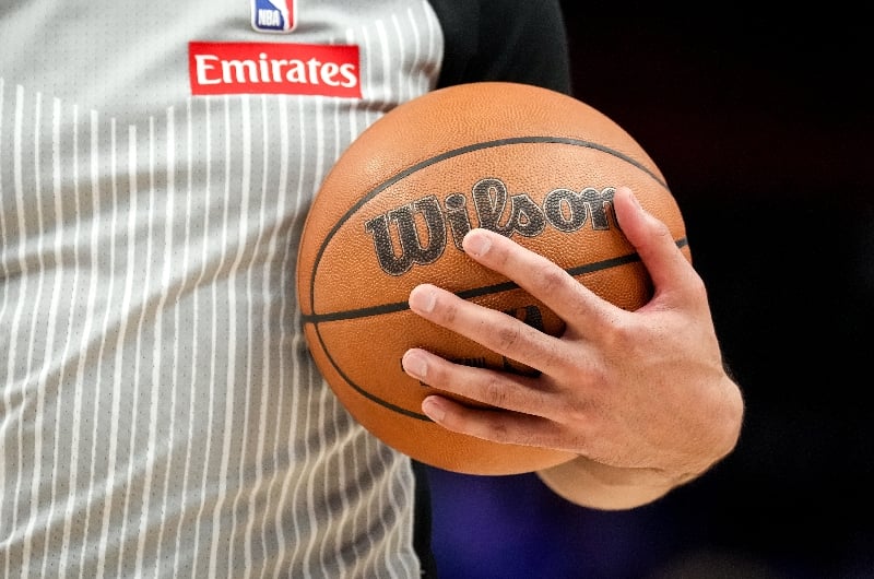 Golden State Warriors at Los Angeles Lakers Preview & Picks – Warriors To Down LeBron-less Lakers In NBA Opener