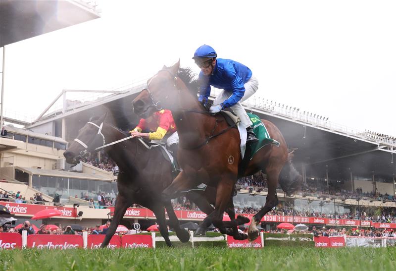 MELBOURNE, AUSTRALIA - OCTOBER 25: Mark Zahra rides #1 Observer to win during race nine the Drummond Golf Vase during Cox Plate Day at Moonee Valley Racecourse on October 25, 2025 in Melbourne, Australia. (Photo by Robert Cianflone/Getty Images)