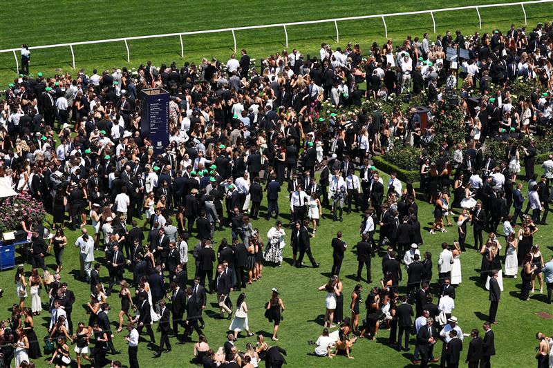 MELBOURNE, AUSTRALIA - NOVEMBER 01: A general view of crowds during Melbourne Racing at Flemington Racecourse on November 01, 2025 in Melbourne, Australia. (Photo by Morgan Hancock/Getty Images)