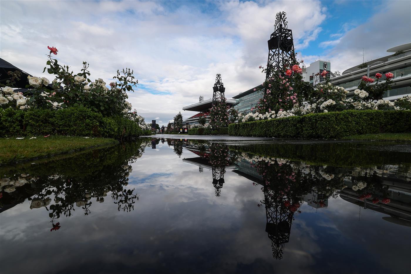 MELBOURNE, AUSTRALIA - NOVEMBER 04: A general view during Melbourne Cup Day at Flemington Racecourse on November 04, 2025 in Melbourne, Australia. (Photo by Daniel Pockett/Getty Images)