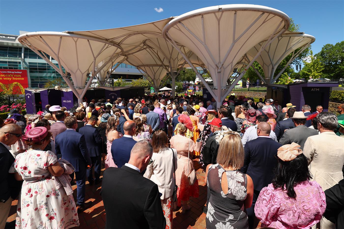 MELBOURNE, AUSTRALIA - NOVEMBER 06: Crowds queue outside the gates during Oaks Day at Flemington Racecourse on November 06, 2025 in Melbourne, Australia. (Photo by Daniel Pockett/Getty Images)