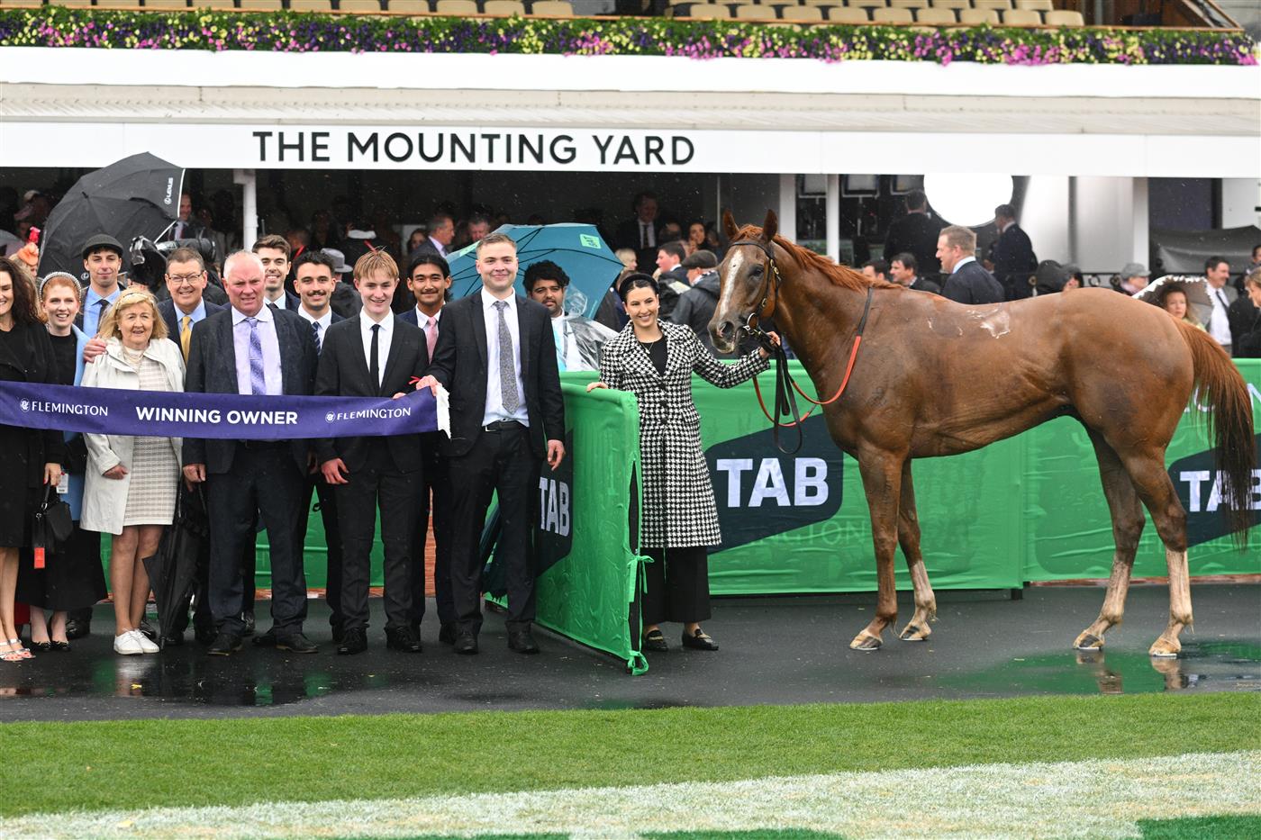 MELBOURNE, AUSTRALIA - NOVEMBER 08: Mark Zahra riding Giga Kick defeats Michael Dee riding Magic Time in Race 6, the Vrc Champions Sprint during Champions Day at Flemington Racecourse on November 08, 2025 in Melbourne, Australia. (Photo by Vince Caligiuri/Getty Images)