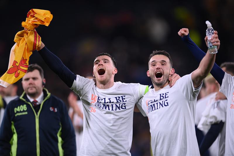 John McGinn and Andy Robertson celebrate (Getty Images)
