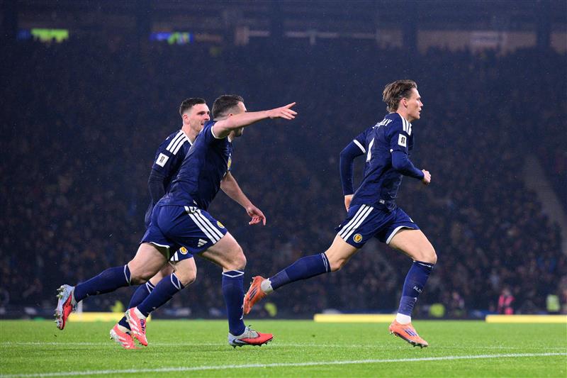 Scott McTominay celebrates scoring his team's first goal (Getty Images)