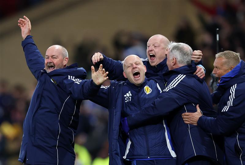 Scotland manager Steve Clarke celebrates with his coaches (Getty Images)