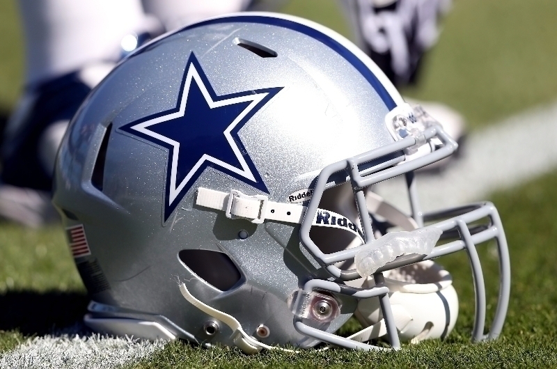 Kansas City Chiefs at Dallas Cowboys Preview & Picks – Take Cowboys & Free Points In NFL Thanksgiving Day Game
