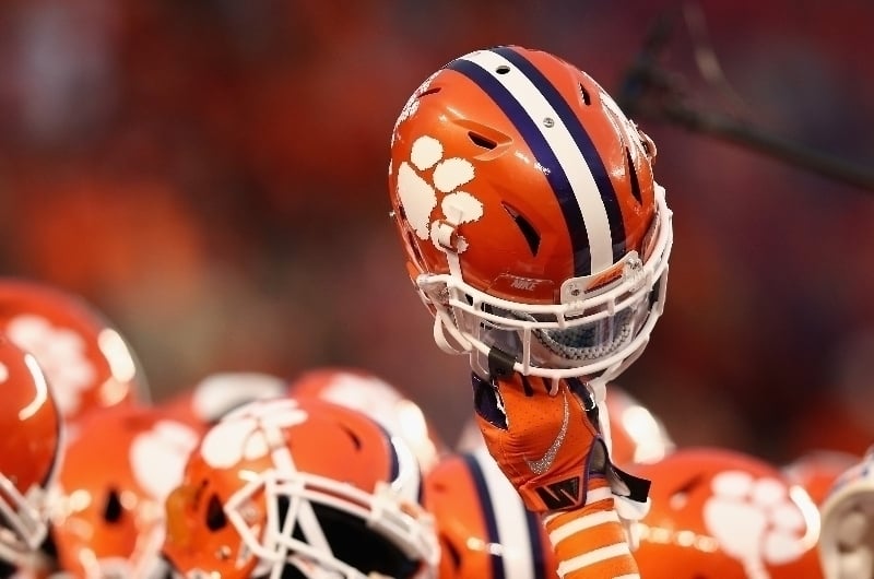 Clemson vs Penn State Preview & Picks – Under To Cash In Pinstripe Bowl