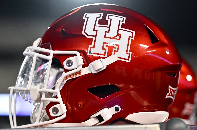 LSU vs Houston Preview & Picks – Cougars To Tame Tigers In Texas Bowl