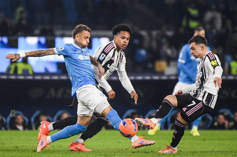 https://www.imageservera.com/cdn-cgi/image/format=webp/uploadedimages/202601/Jan23/CR_Juventus-vs-Napoli-23015881.jpg