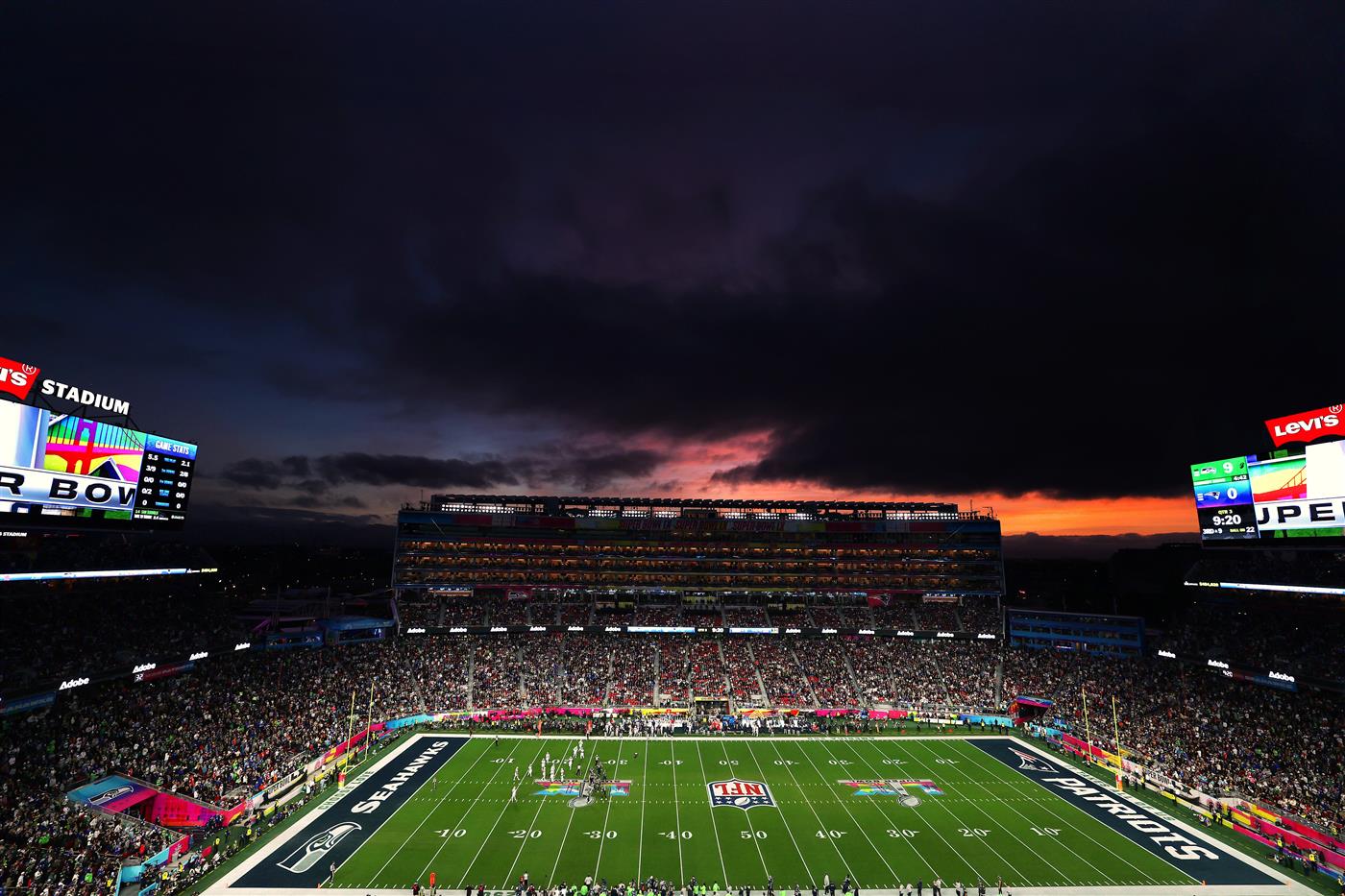 SANTA CLARA, CALIFORNIA - FEBRUARY 08: A general view is seen as the sun sets behind the stadium during the third quarter in  Super Bowl LX between the Seattle Seahawks and the New England Patriots at Levi