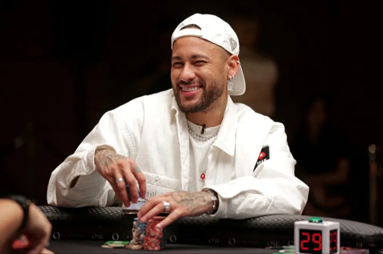 https://www.imageservera.com/cdn-cgi/image/format=webp/uploadedimages/202603/Mar31/CR_ORG_Neymar-31035907.jpg