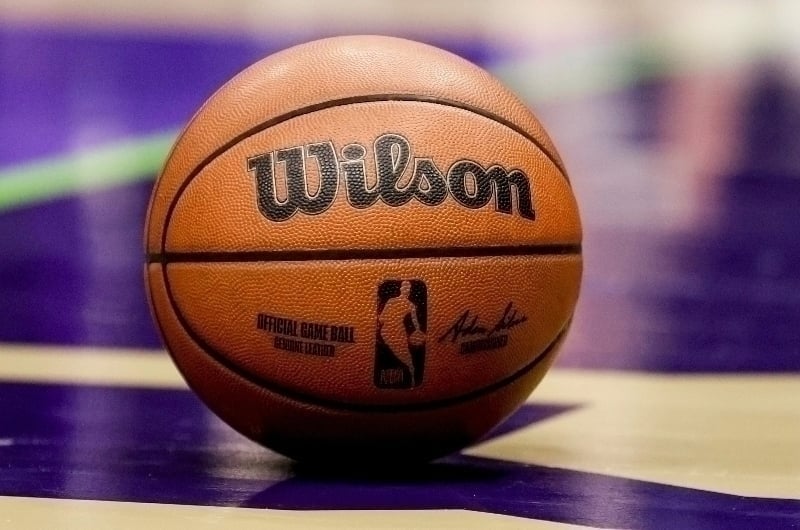 https://www.imageservera.com/cdn-cgi/image/format=webp/uploadedimages/202605/May04/CR_nba-basketball-wilson-4054416.jpg