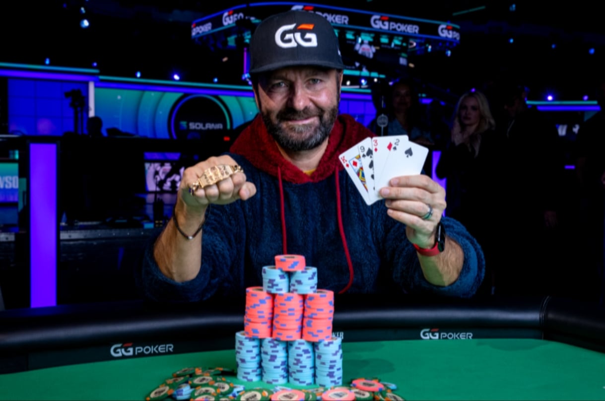https://www.imageservera.com/cdn-cgi/image/format=webp/uploadedimages/202607/Jul04/CR_ORG_Dnegs-8th-WSOP-Bracelet-4074664.jpg