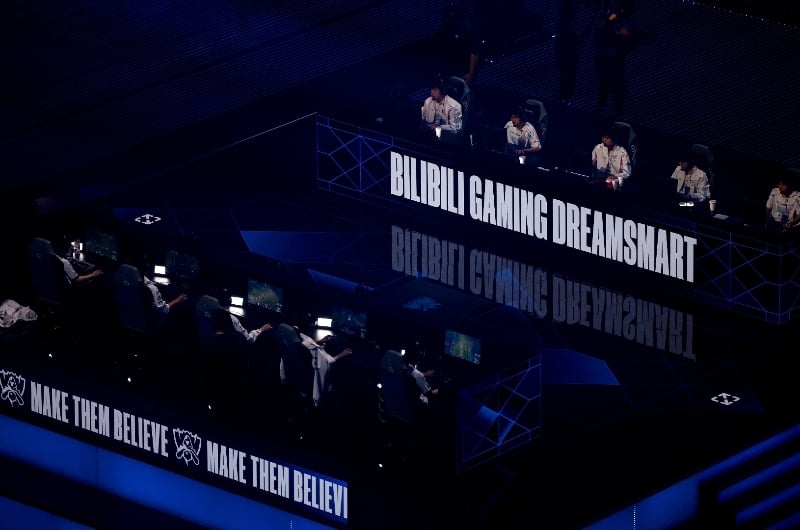 Loading