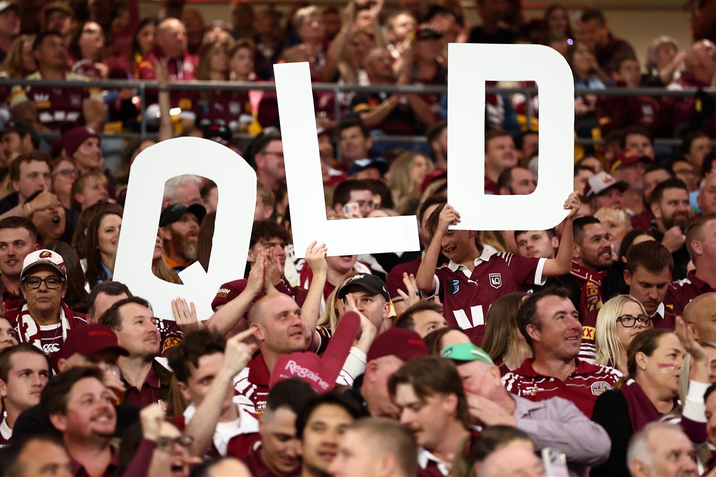 Queensland supporters show their colours (Getty)
