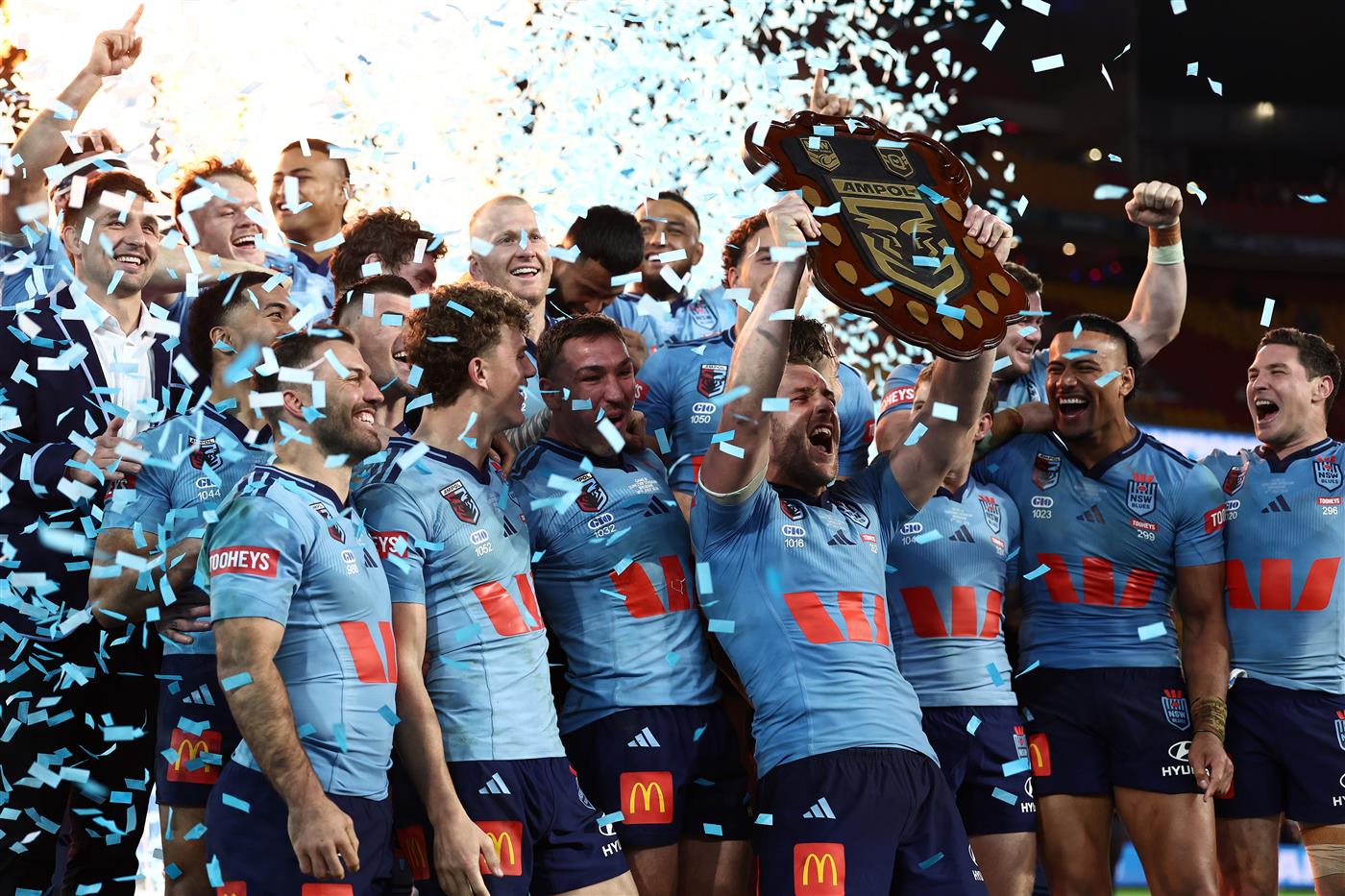 Yeo lifts the Origin shield (Getty)