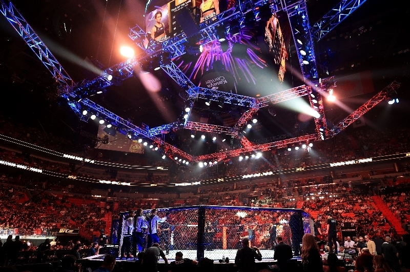 https://www.imageservera.com/cdn-cgi/image/format=webp/uploadedimages/202607/Jul20/CR_ufc-20075408.jpg